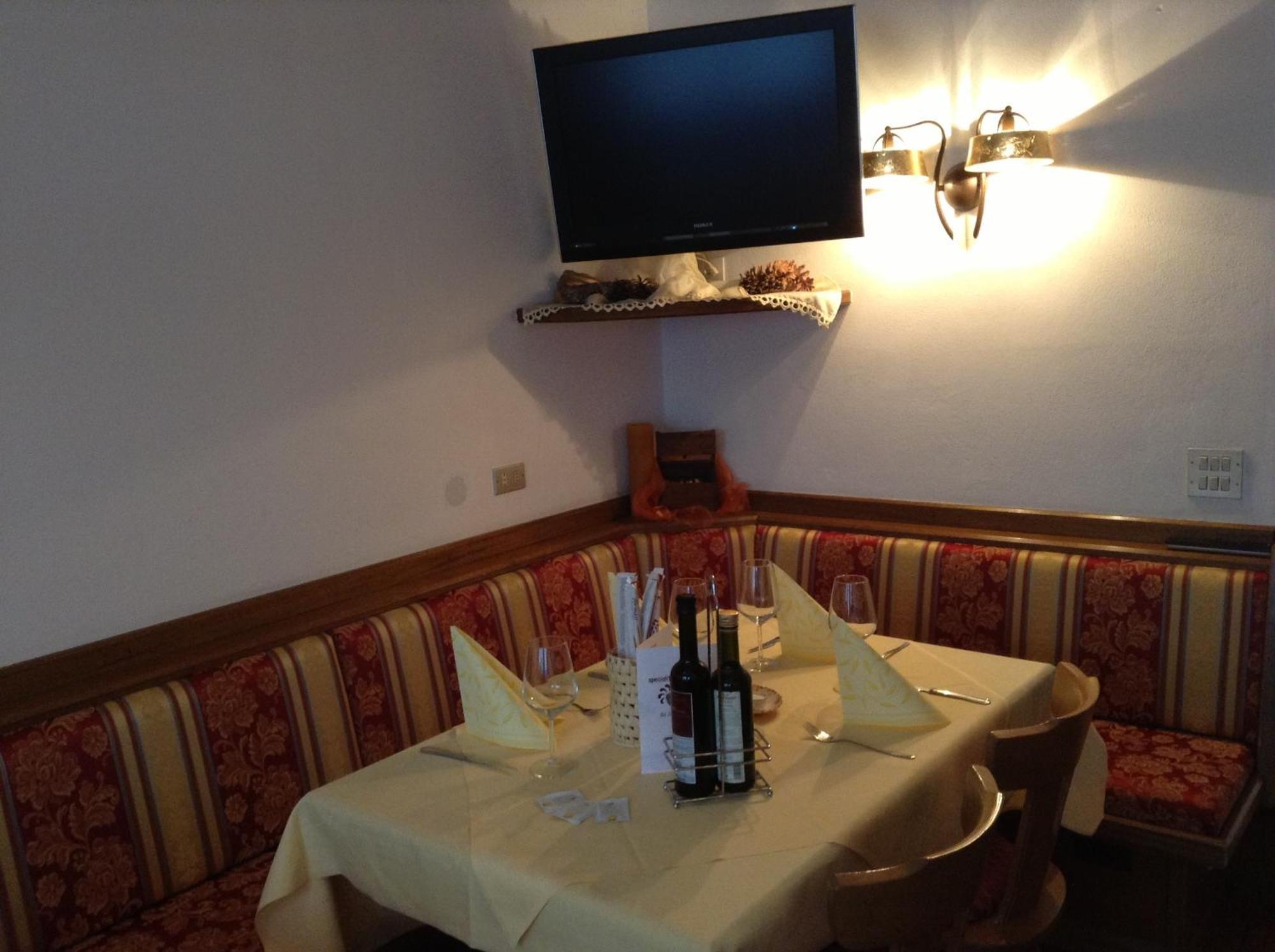 Hotel Daniela Merano Bagian luar foto
