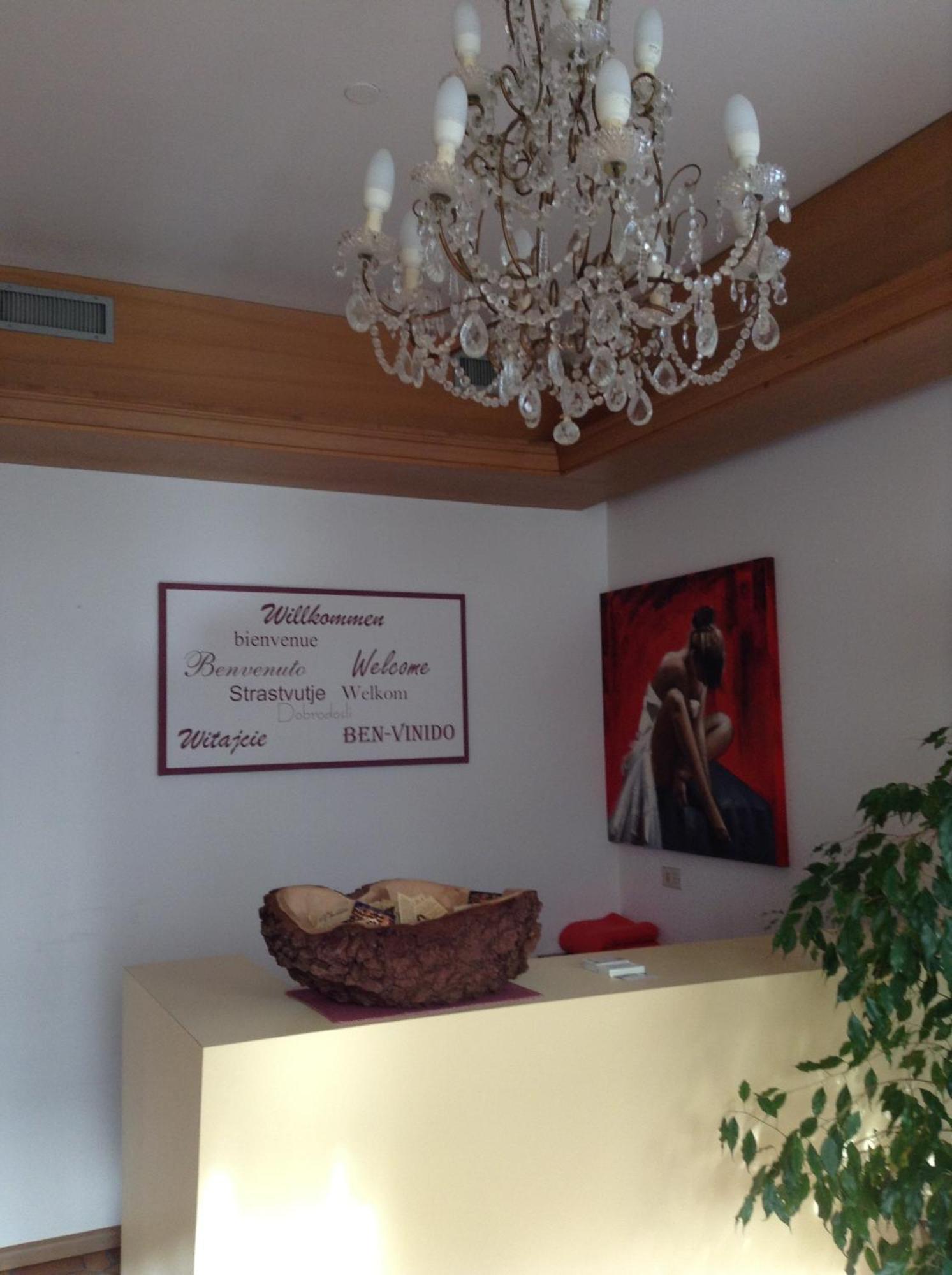 Hotel Daniela Merano Bagian luar foto